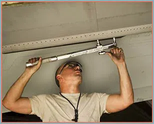 Golden Garage Door Repair Service Indianapolis, IN 317-622-0639 - 10-install-cont